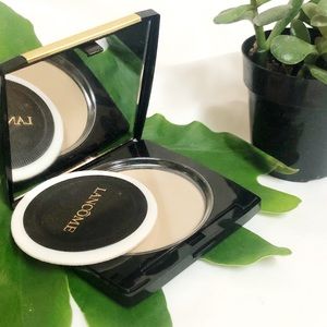 Lancôme Dual Finish powder and foundation 320